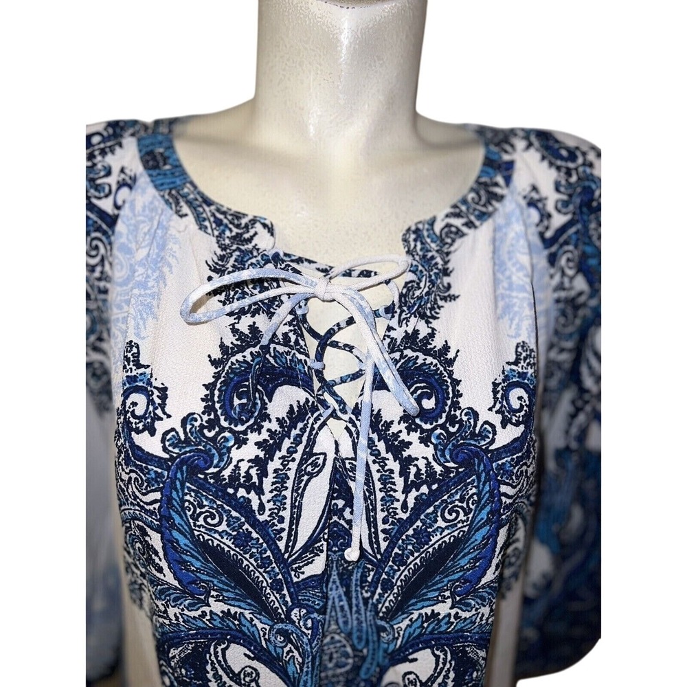 Fig and Flower Paisley Lace Back Tunic Top Women L Blue White Bell Sleeve Boho - Picture 2 of 10